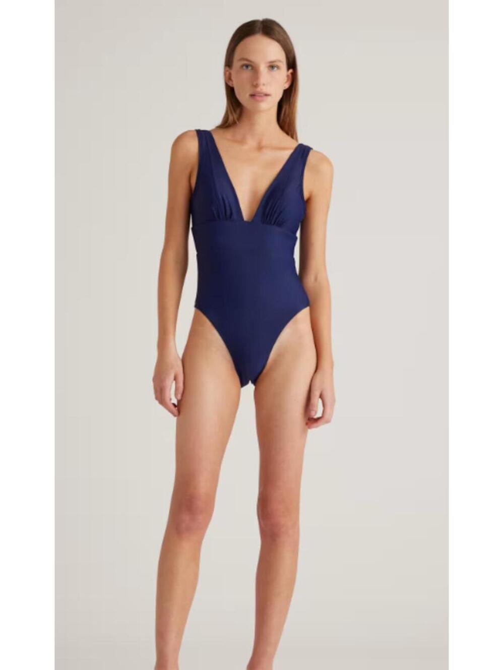 NWT Quince Italian plunge one piece swinsuit in Navy size Medium